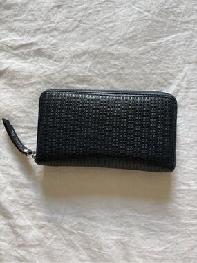 The Trend Navy Blue Textured Zip-Around Leather Wallet